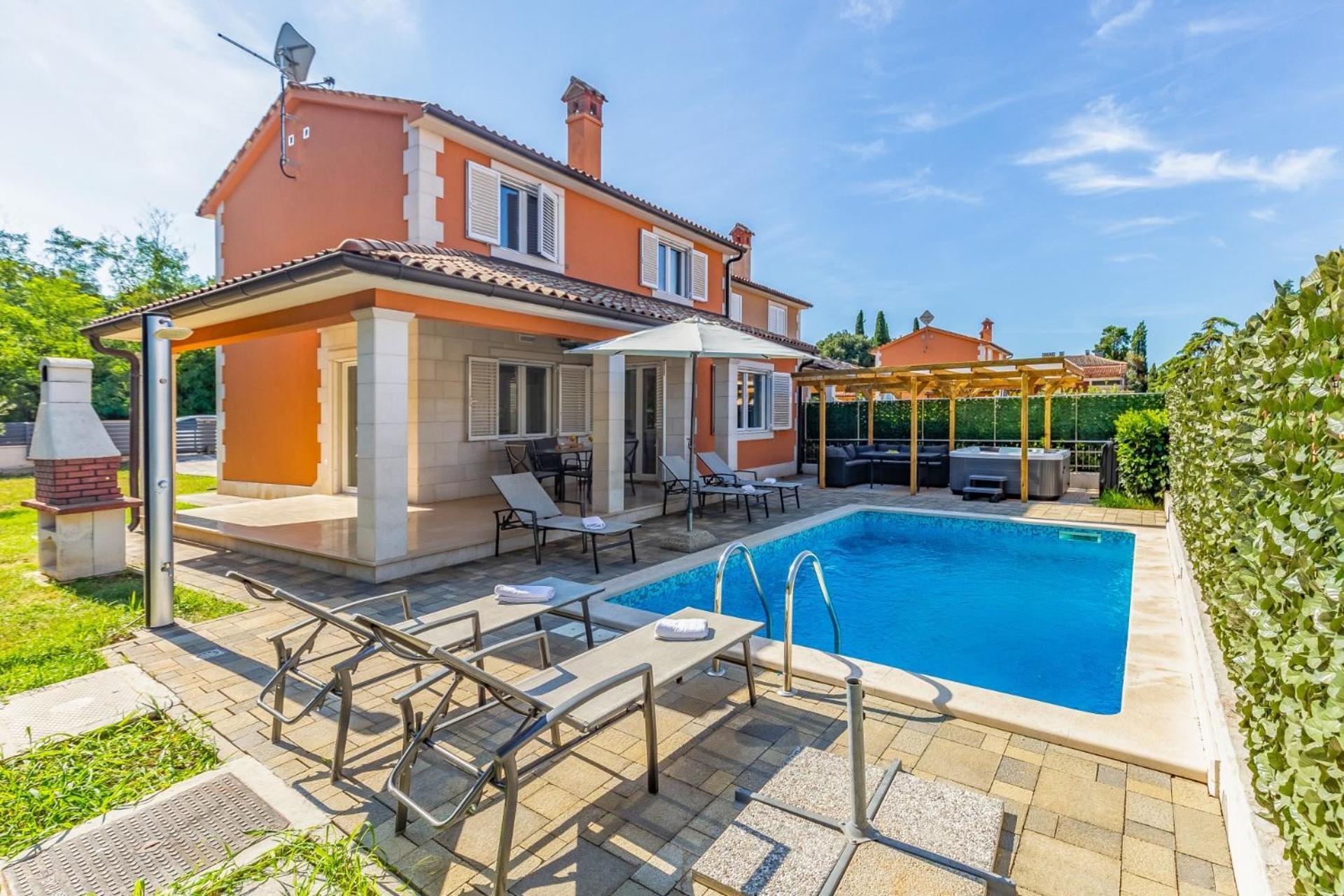Villas Lotus With Pool And Jacuzzi Пула Экстерьер фото