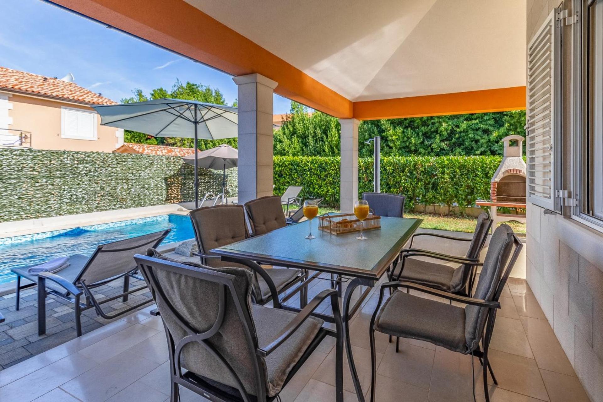 Villas Lotus With Pool And Jacuzzi Пула Экстерьер фото