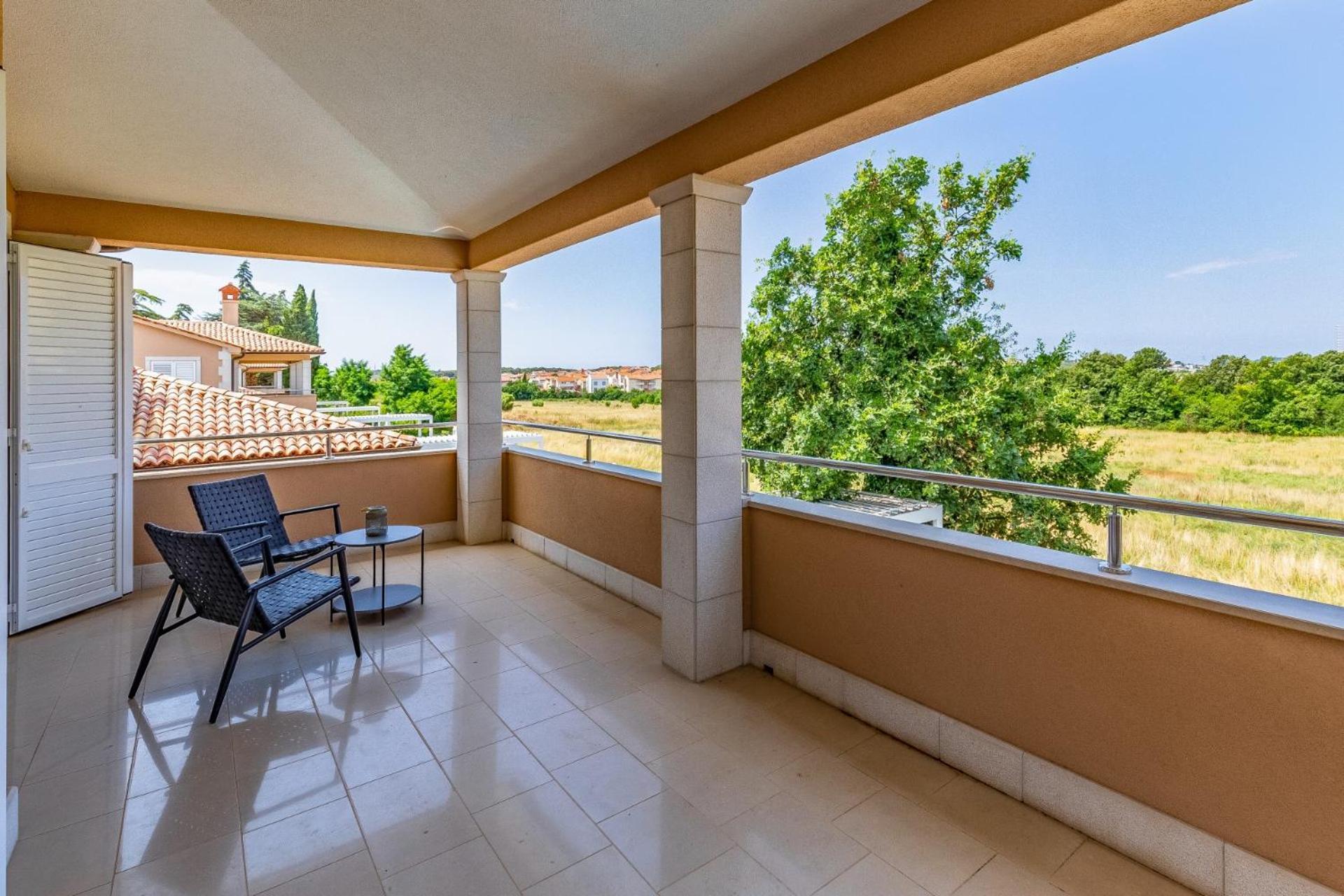 Villas Lotus With Pool And Jacuzzi Пула Экстерьер фото
