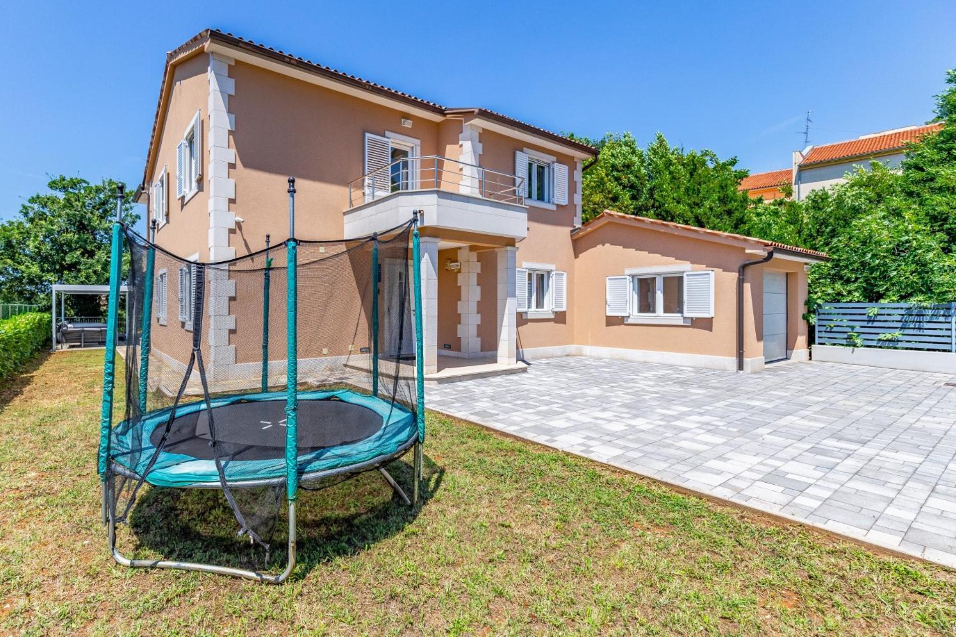 Villas Lotus With Pool And Jacuzzi Пула Экстерьер фото
