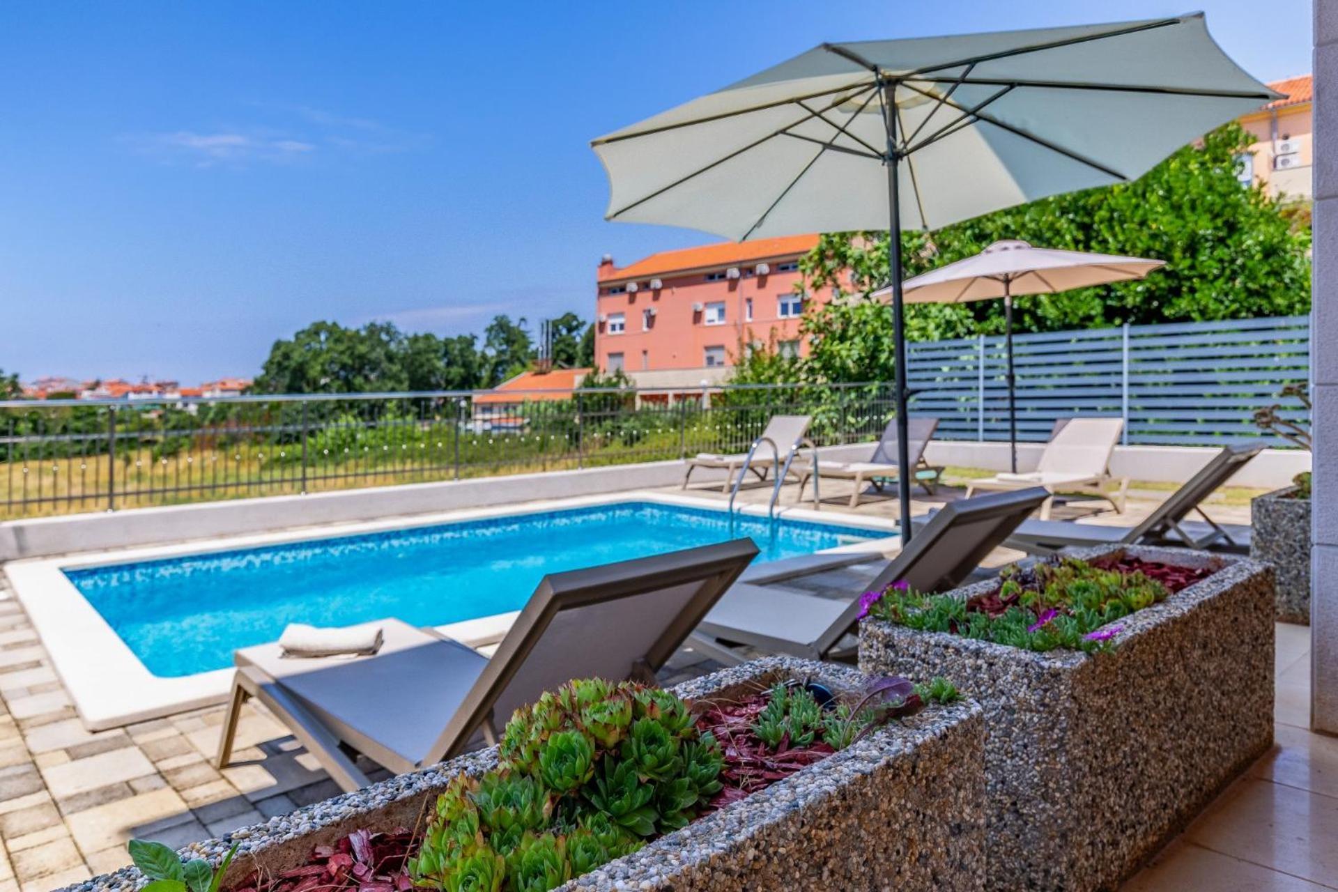 Villas Lotus With Pool And Jacuzzi Пула Экстерьер фото