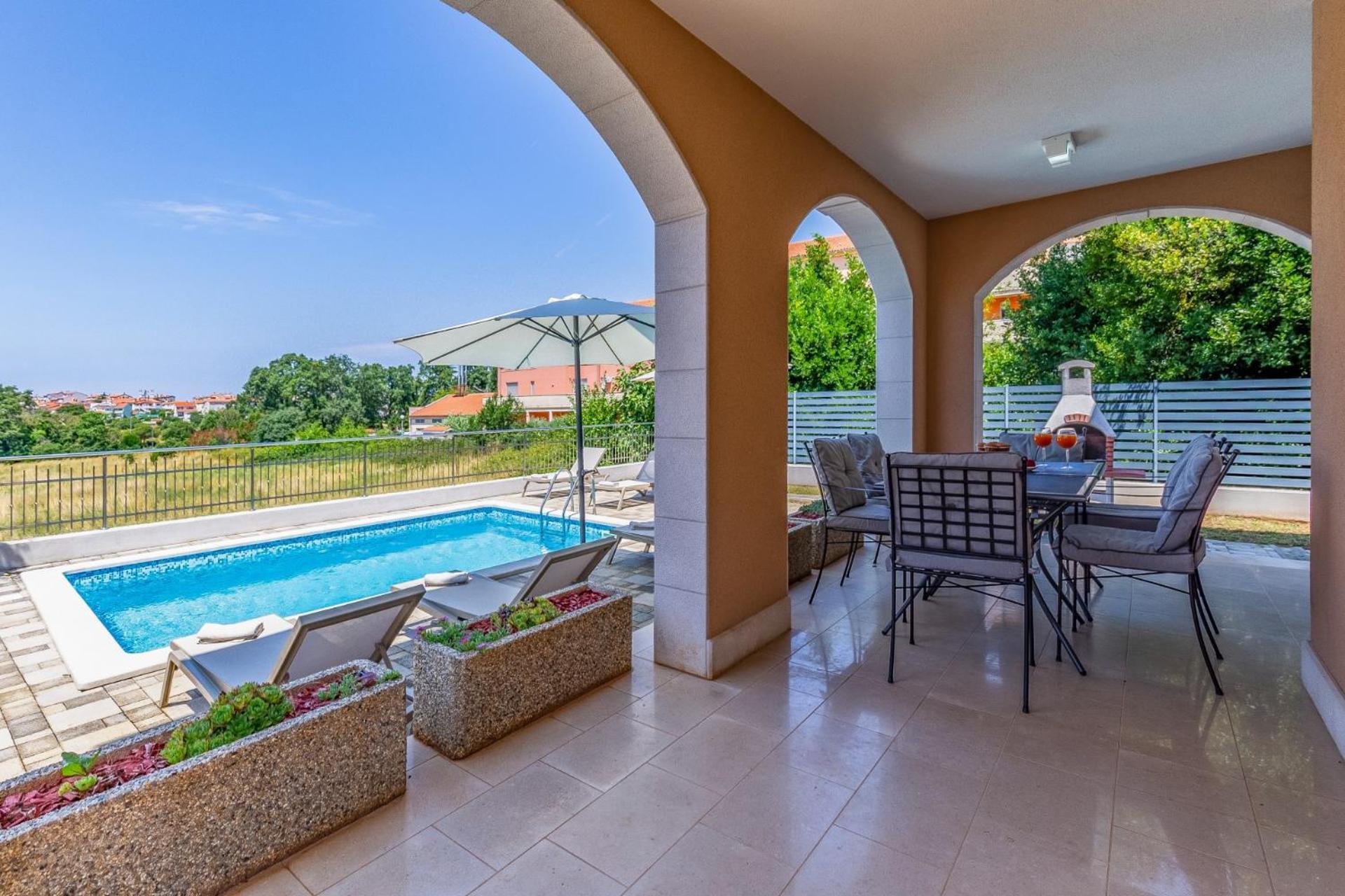 Villas Lotus With Pool And Jacuzzi Пула Экстерьер фото