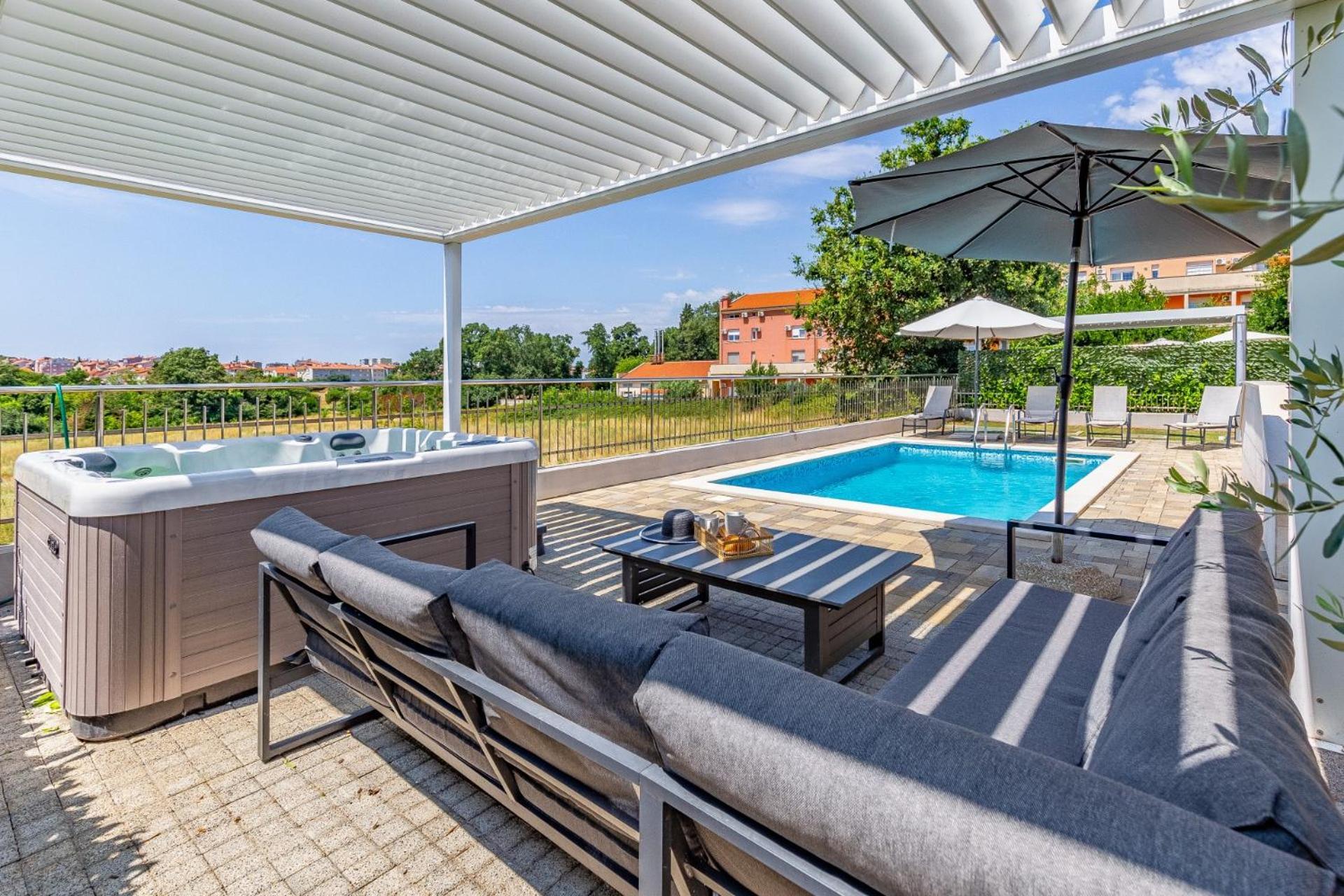Villas Lotus With Pool And Jacuzzi Пула Экстерьер фото